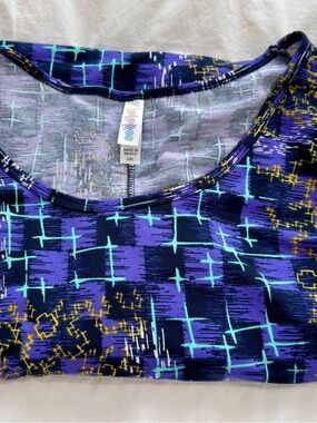 LuLaRoe Purple Teal & Gold Geometric Knit Top